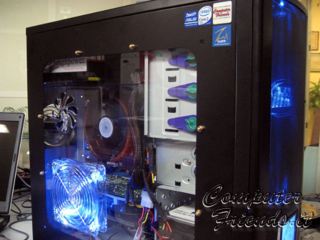 2007 - Core Duo E6600 con Nvidia 8800GTX e Case Atrix SoftMod Blu.jpg